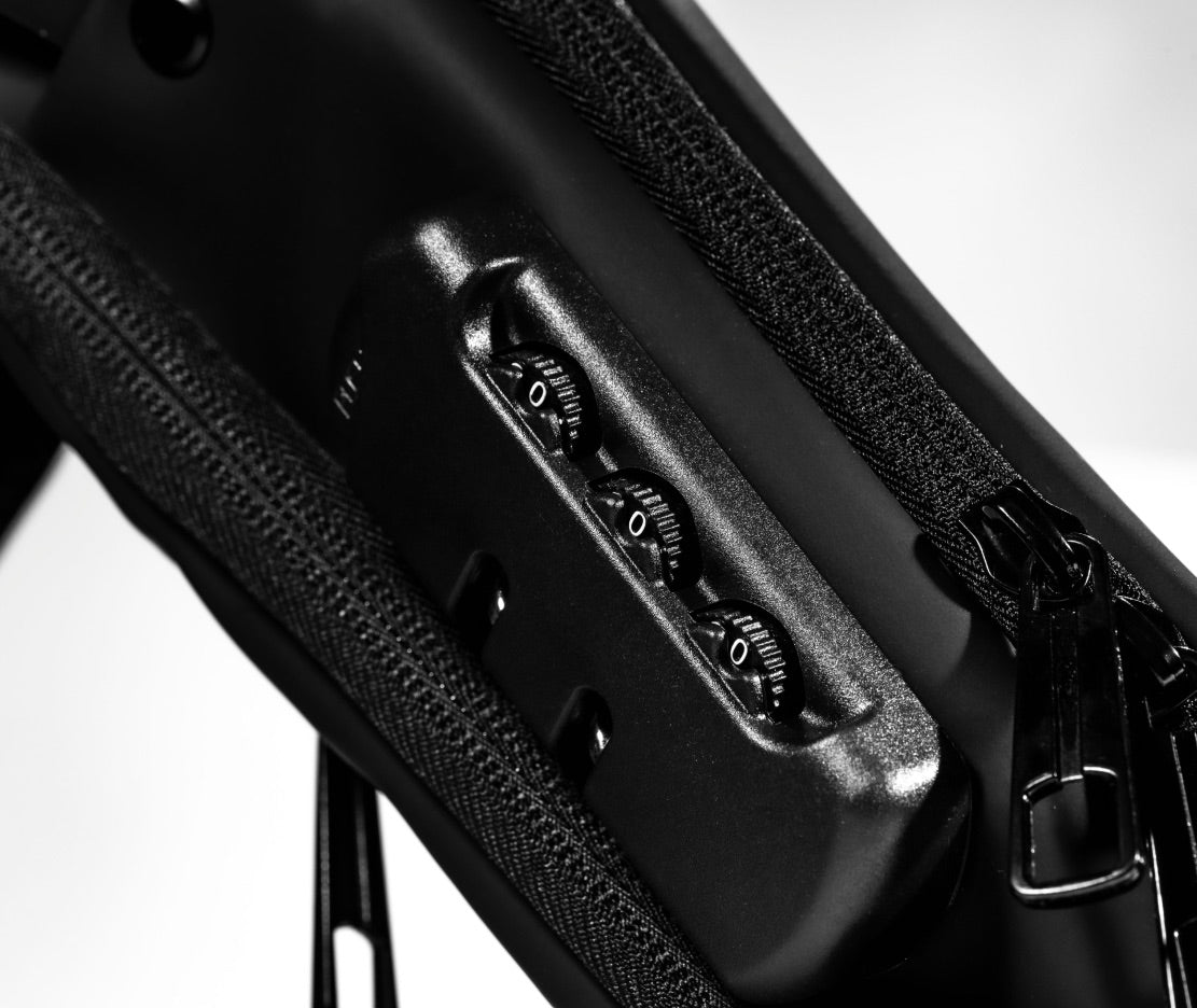 Hitoki Essentials Bag